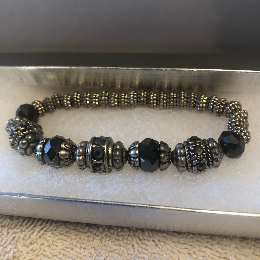 Stone and Beaded Stretch Bracelet